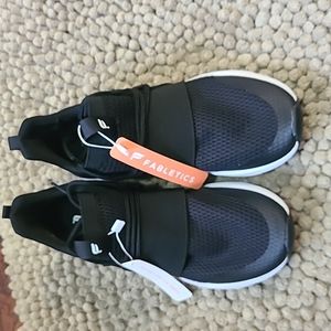 Fabletics Zuma lll -size us7 black